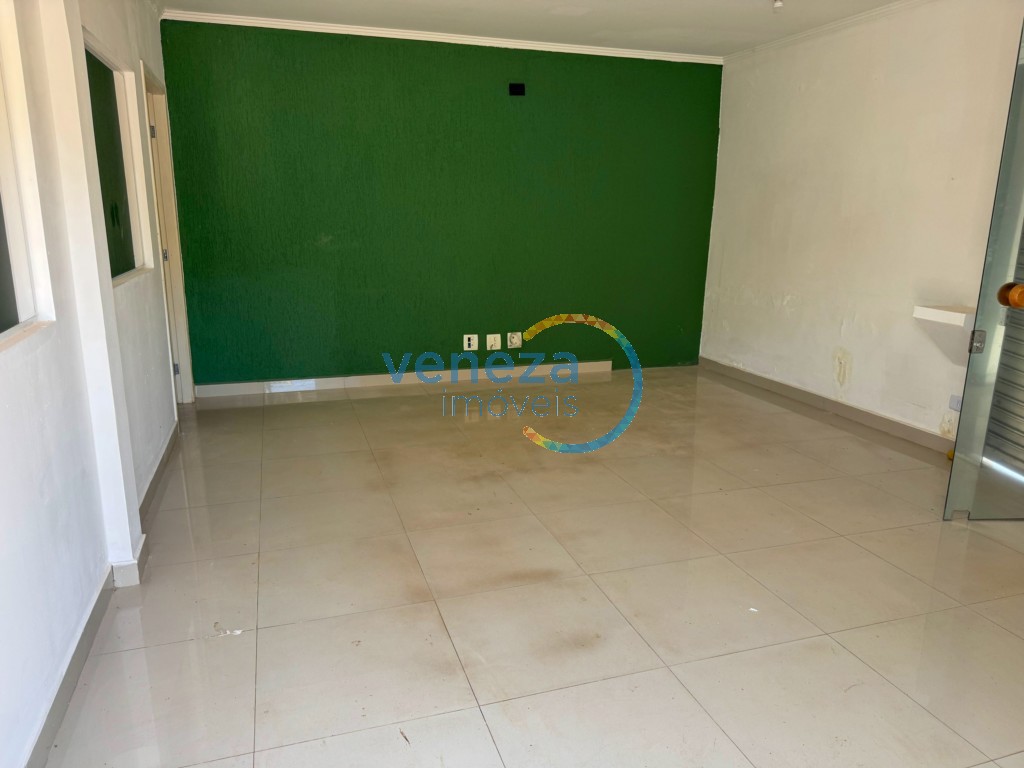 Salão-loja para locação no bairro Centro de Londrina - Foto 4