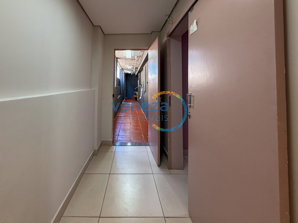 Sala para locação no bairro Ipiranga de Londrina com 150m<sup>2</sup> útil, 4 vagas de garagem