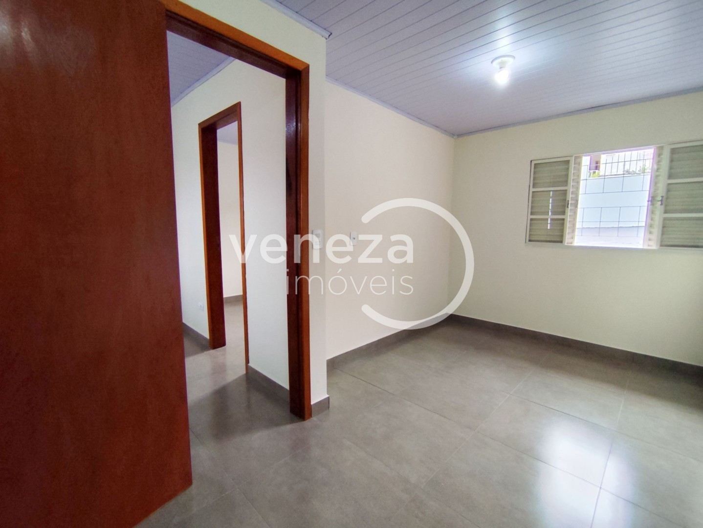 Casa Residencial para locacao no Violim em Londrina com 80m² por R$ 1.250