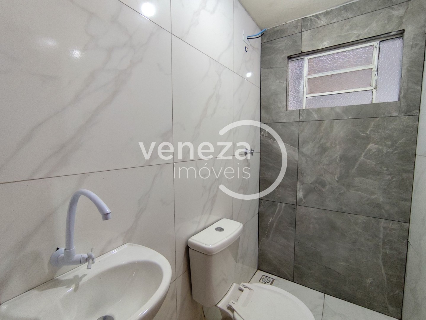 Casa Residencial para locação no bairro Violim de Londrina - Foto 9
