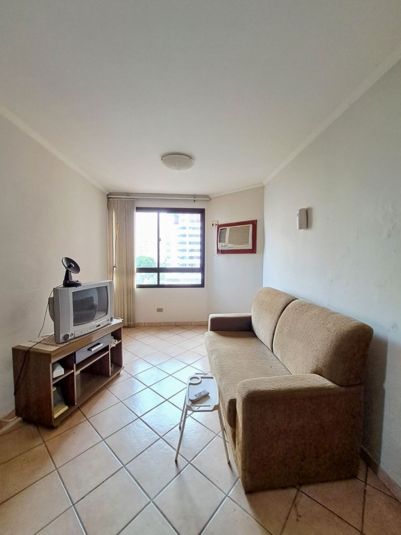 Apartamento para locacao no Centro em Londrina com 108m² por R$ 1.650