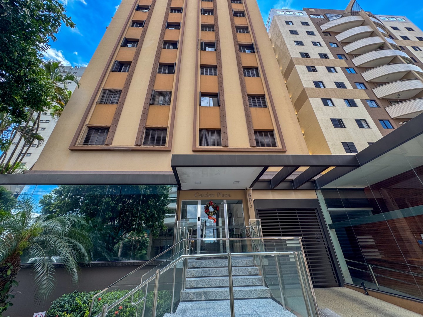 Apartamento para locacao no Centro em Londrina com 108m² por R$ 1.650