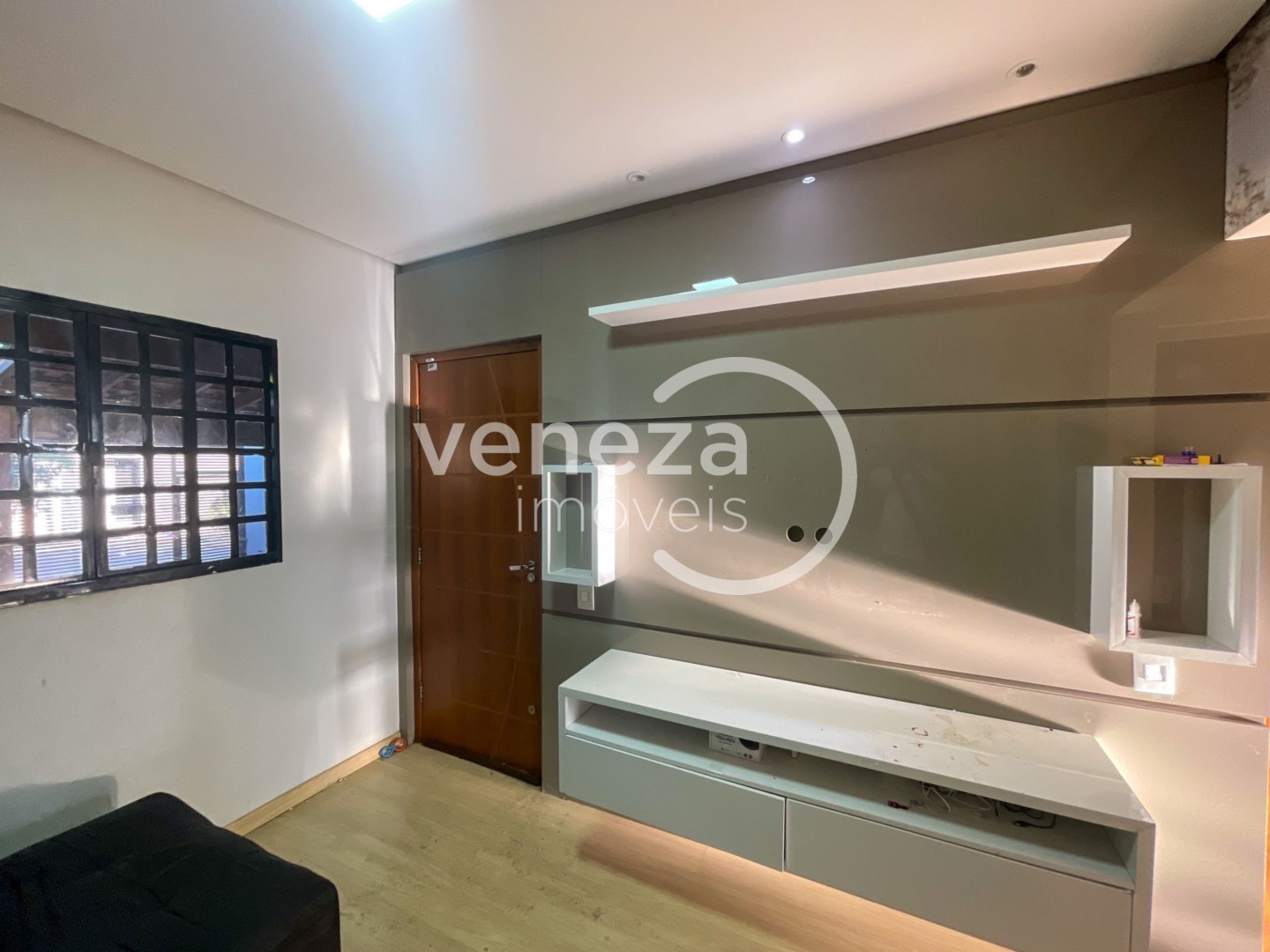 Casa Residencial para locacao no Jardim Continental em Londrina com 74,39m² por R$ 1.750