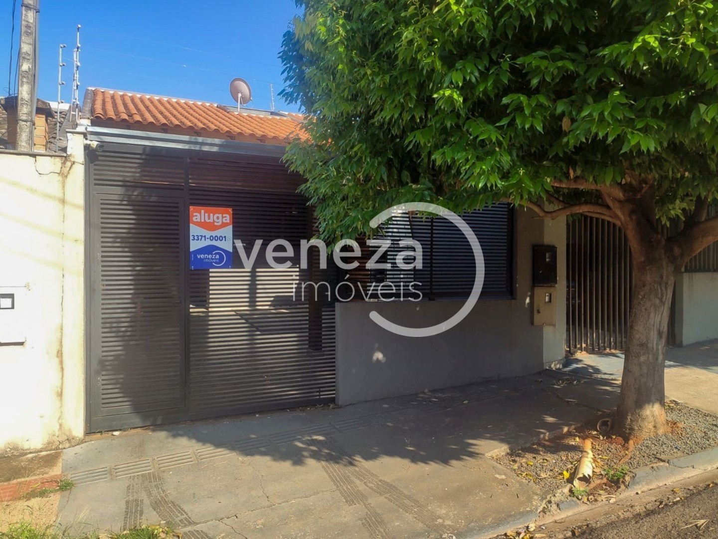 Casa Residencial para locacao no Jardim Continental em Londrina com 74,39m² por R$ 1.750