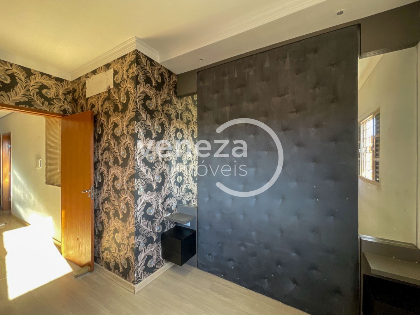 Casa Residencial para locação no bairro Jardim Continental de Londrina - Foto 11