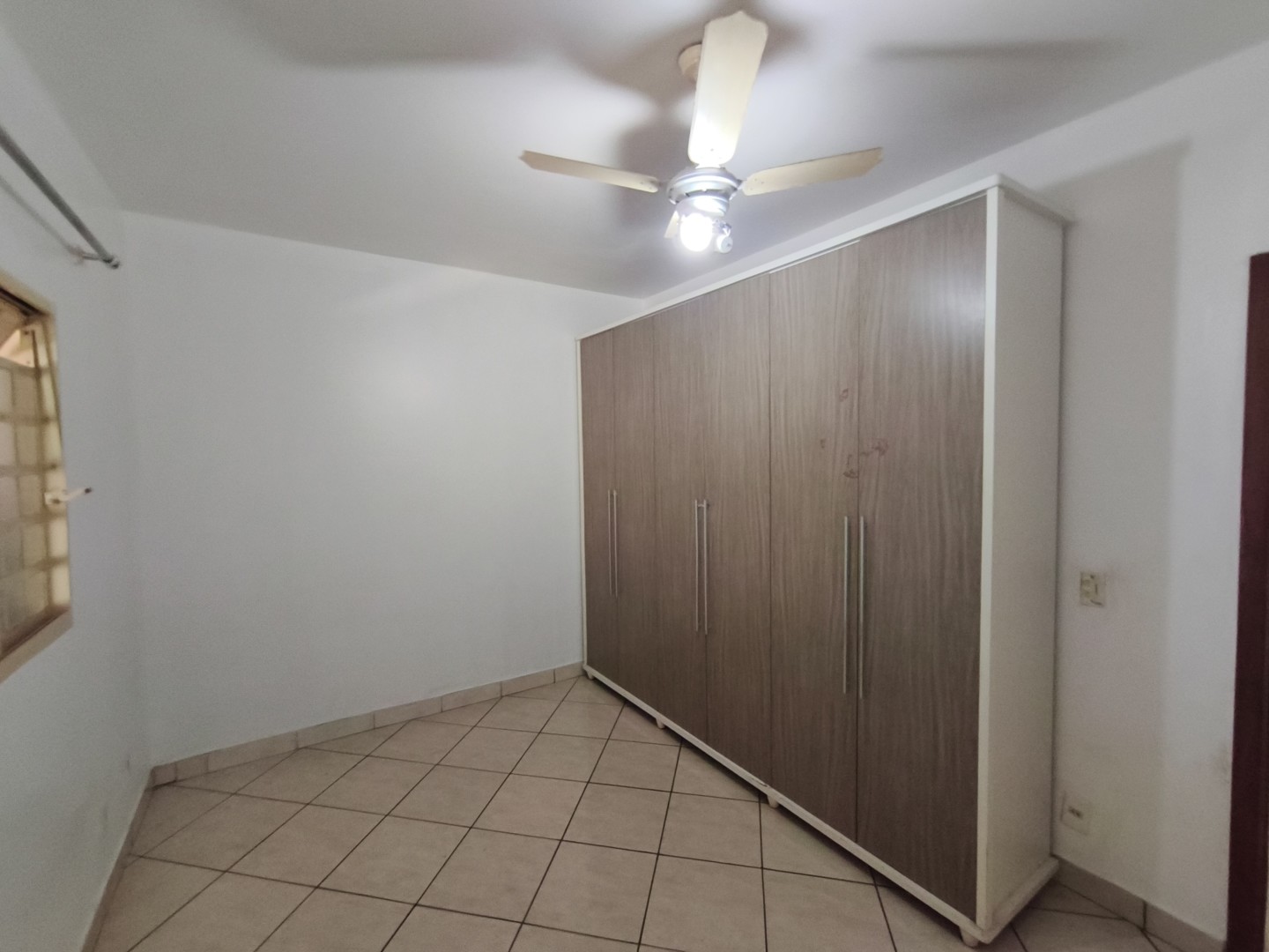 Casa Residencial para locação no bairro Industrial de Londrina - Foto 9
