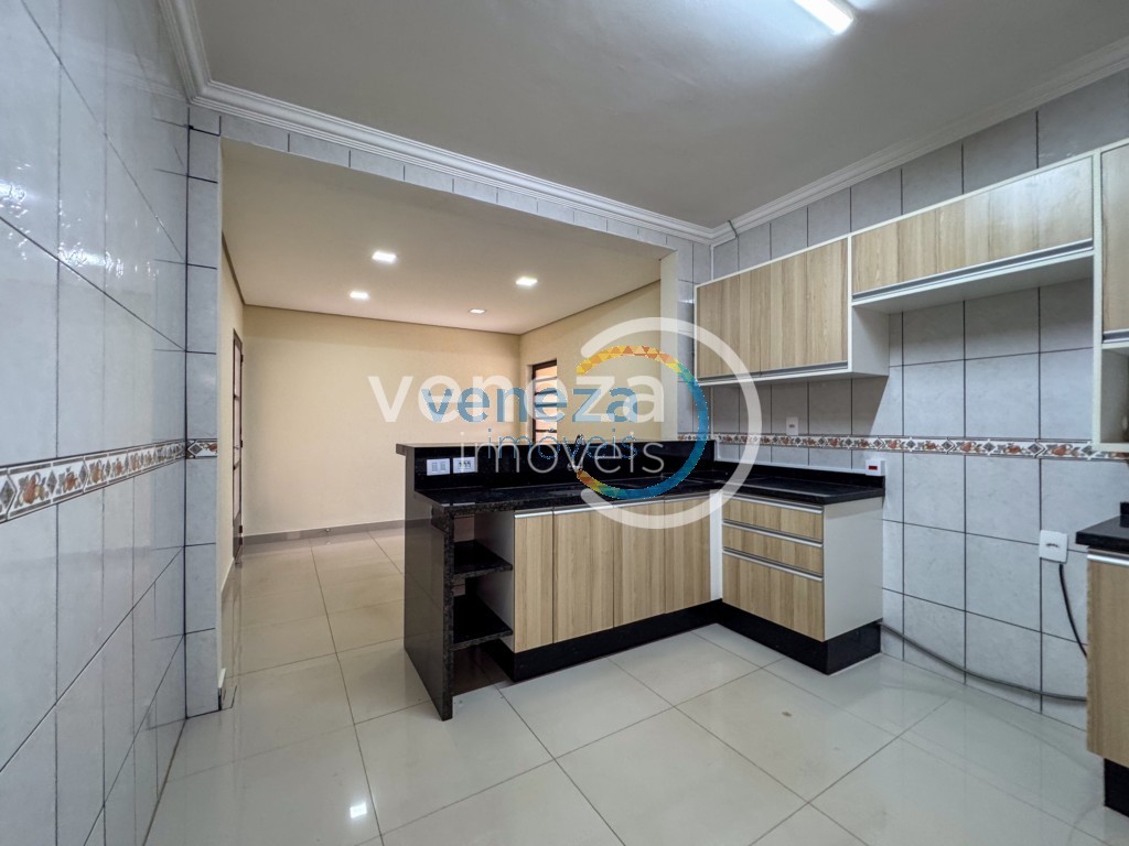 Casa Residencial para locação no bairro Portal de Versalhes de Londrina - Foto 9