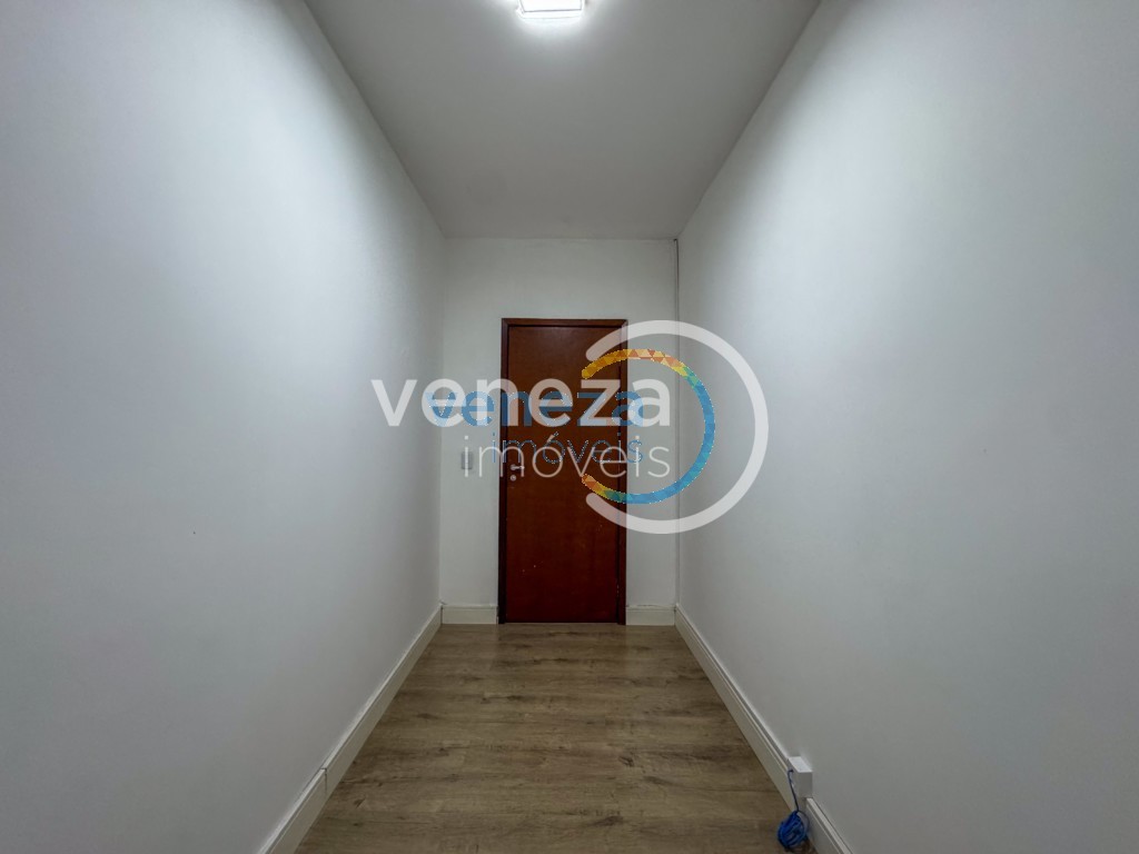 Casa Residencial para locação no bairro Portal de Versalhes de Londrina - Foto 15