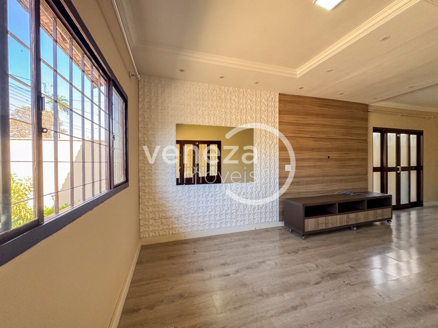 Casa Residencial para locacao no Portal de Versalhes em Londrina com 185m² por R$ 4.500