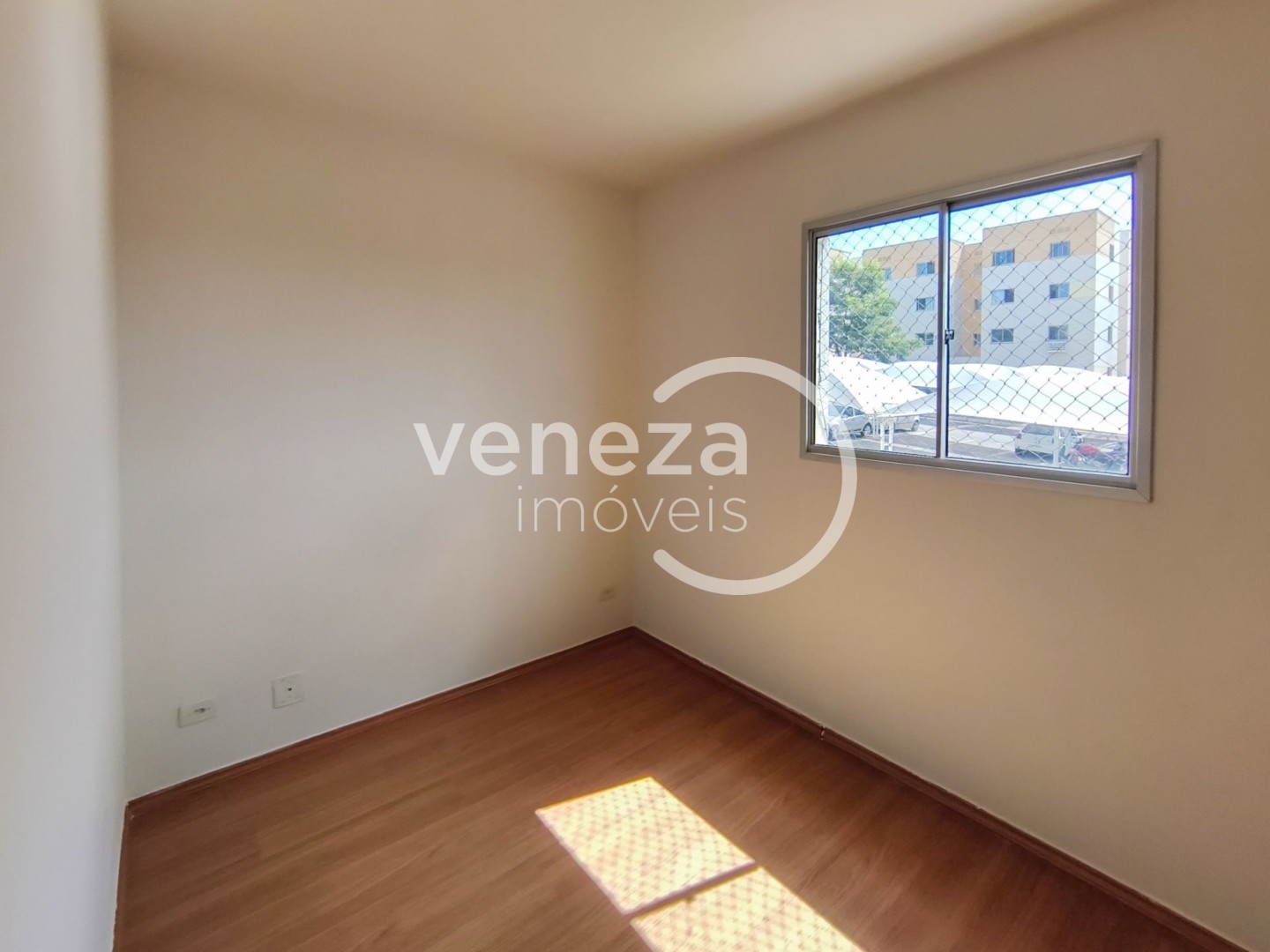 Apartamento para locação no bairro Jose Garcia Molina de Londrina - Foto 7