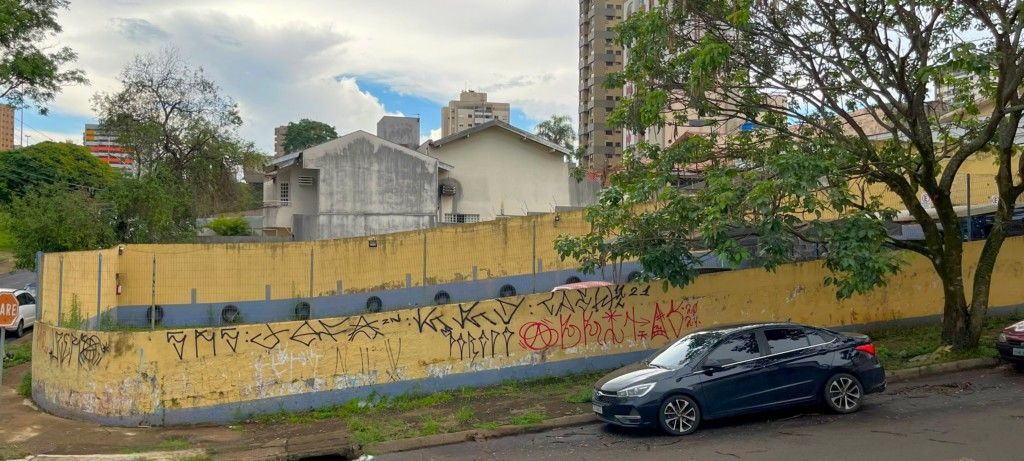 Terreno para venda no bairro Jardim America de Londrina - Foto 8