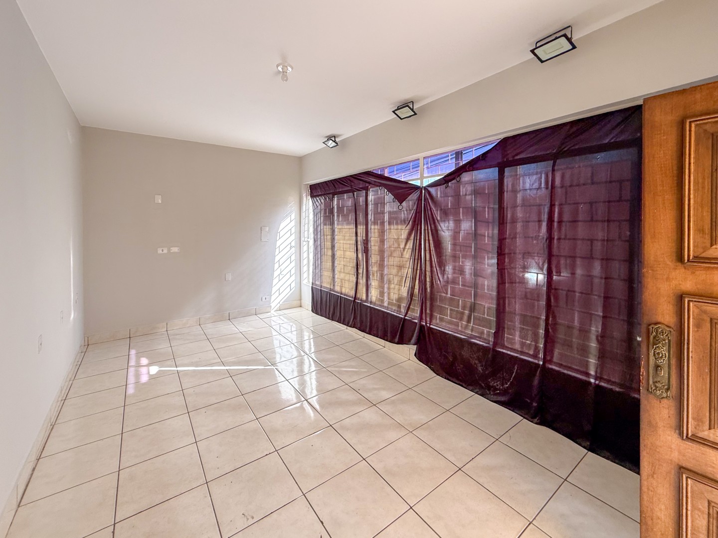 Casa Comercial para locação no bairro Centro de Londrina - Foto 22