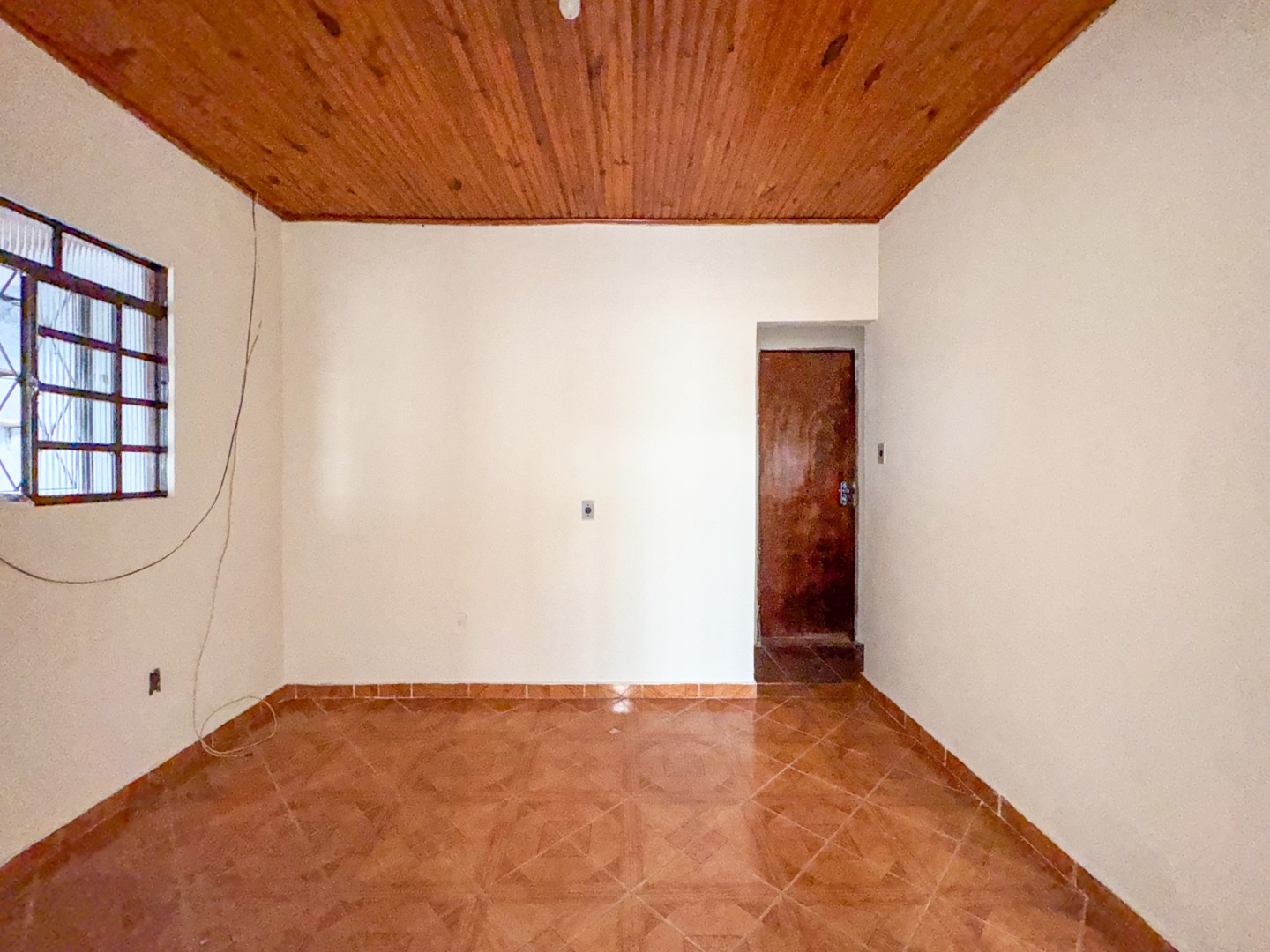 Casa para alugar em Avelino A Vieira, Londrina — Portal Chave Fácil