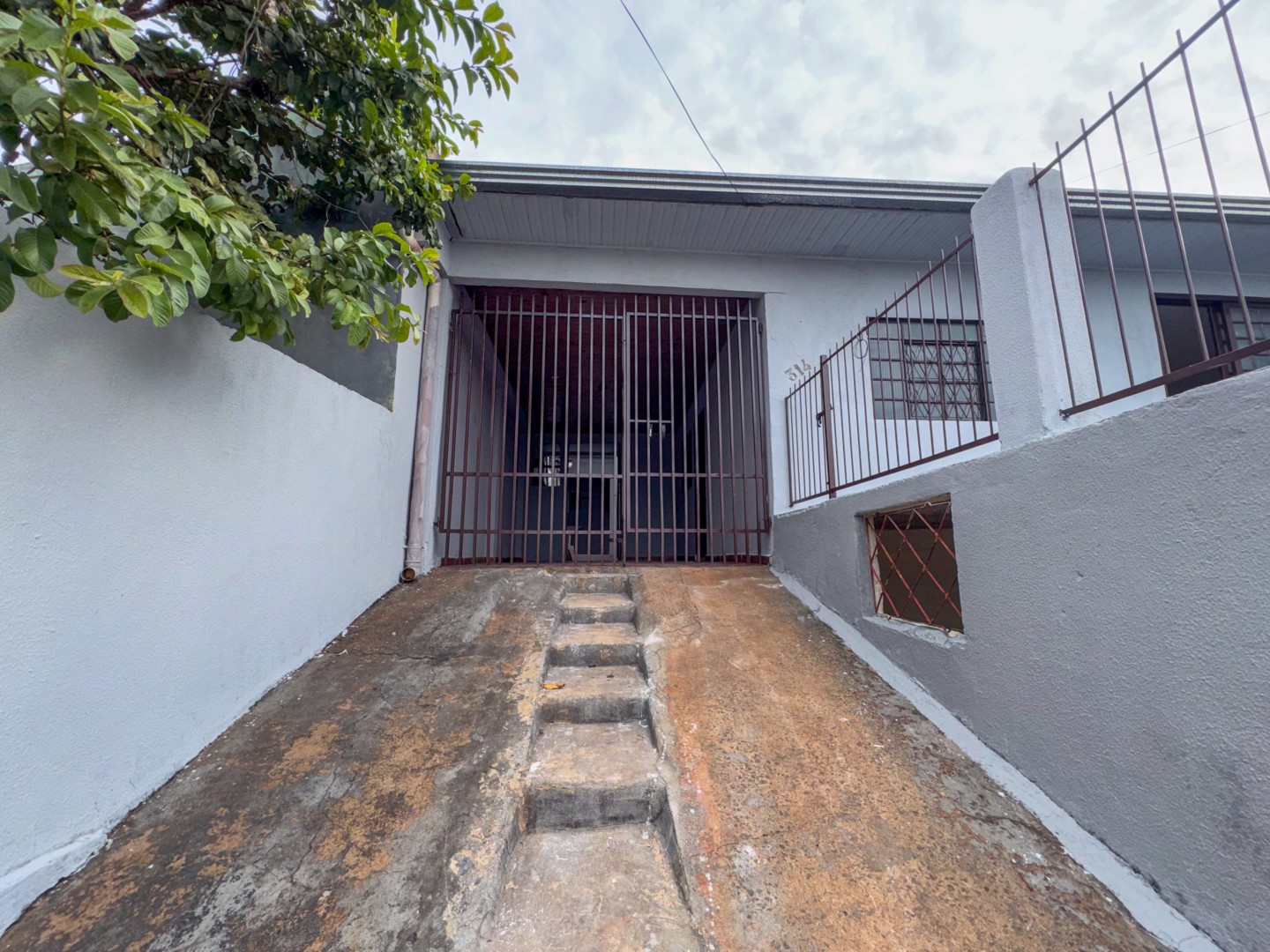 Casa para alugar em Avelino A Vieira, Londrina — Portal Chave Fácil