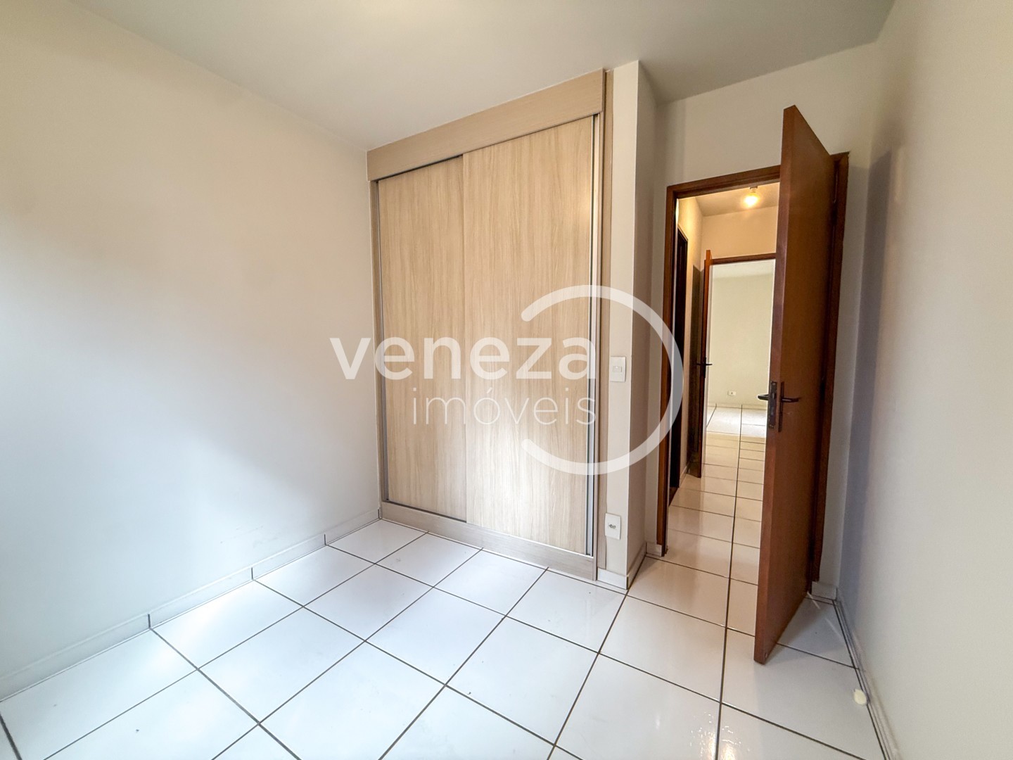 Apartamento para locação no bairro Centro de Londrina - Foto 7