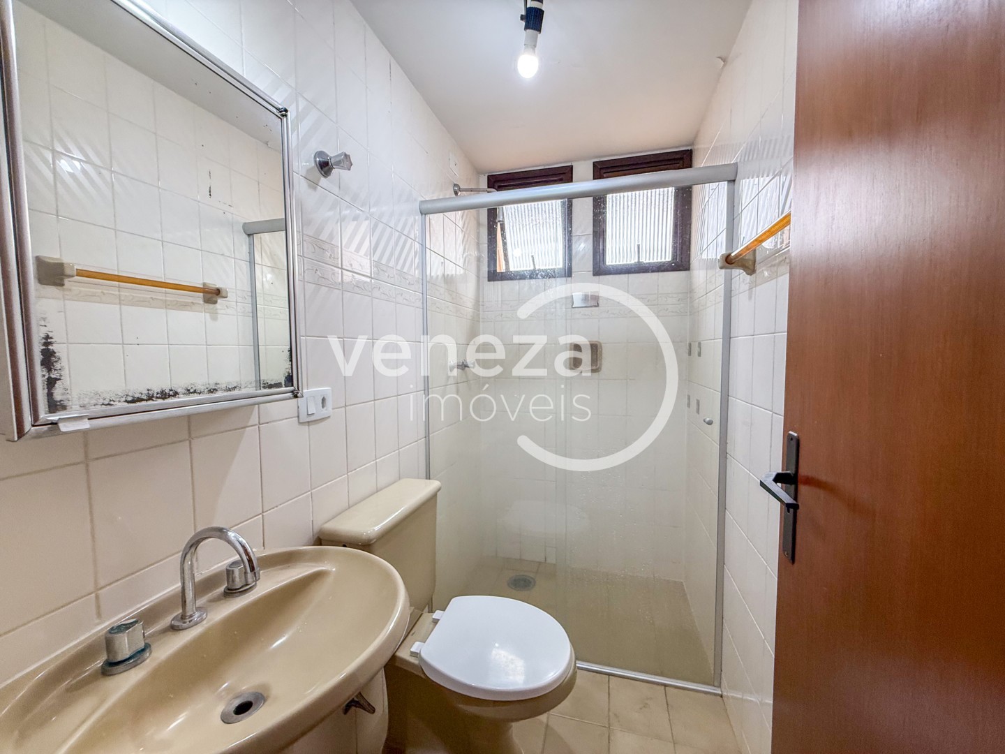 Apartamento para locação no bairro Centro de Londrina - Foto 6