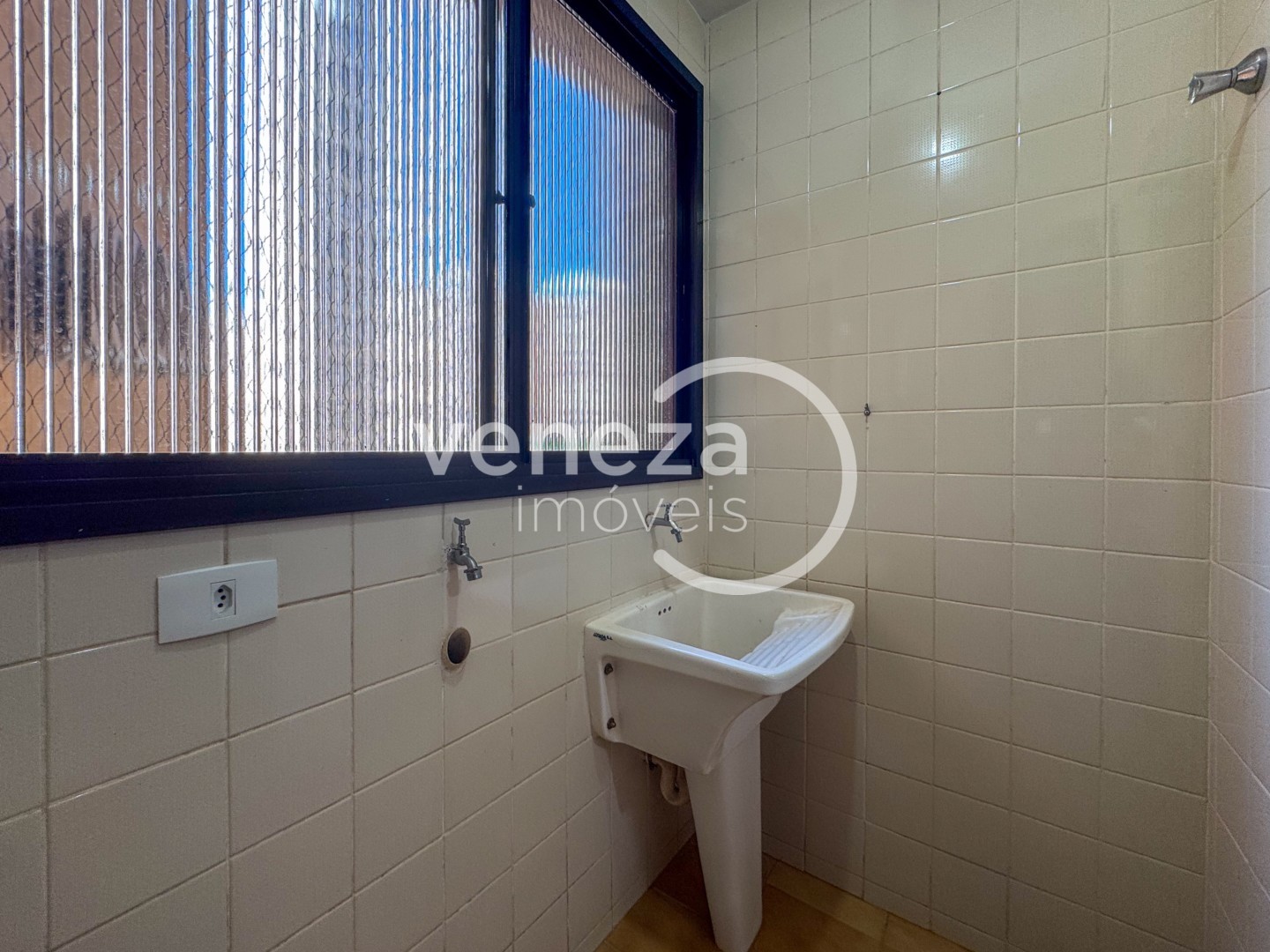 Apartamento para locação no bairro Centro de Londrina - Foto 31