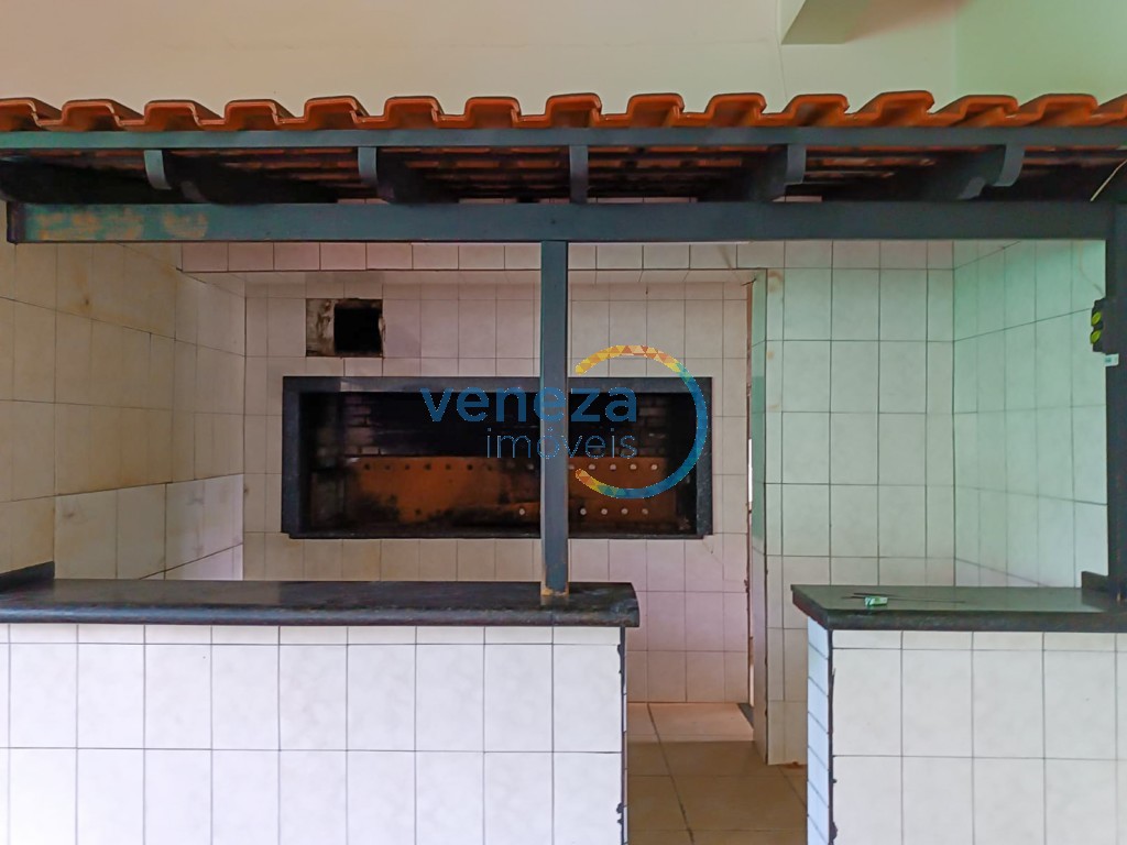 Salão-loja para locação no bairro Centro de Rolandia - Foto 4
