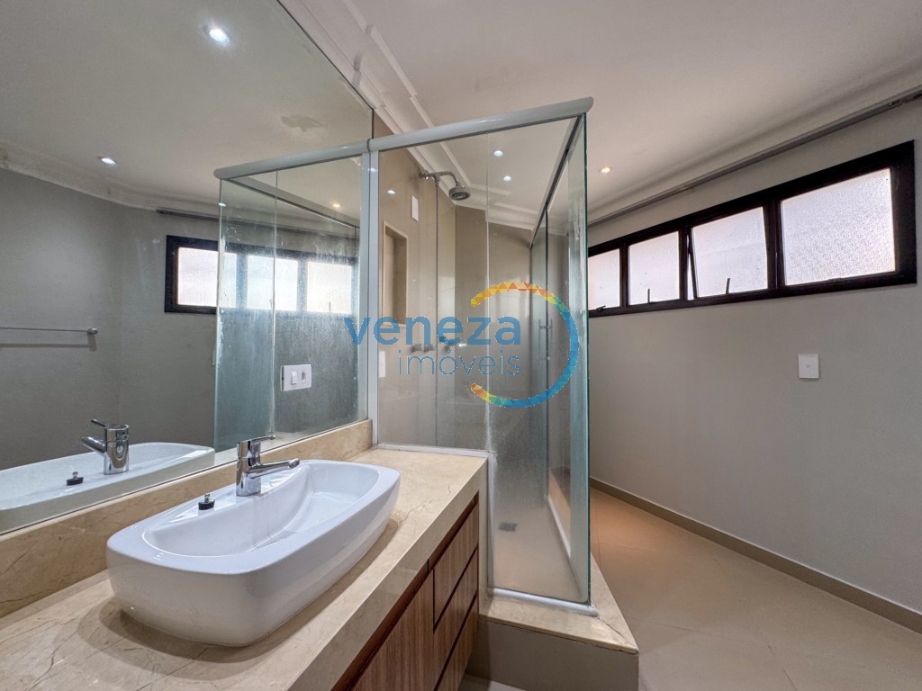 Apartamento para locação no bairro Gleba Palhano de Londrina com 225.78m<sup>2</sup> útil, 3 quartos, 2 vagas de garagem