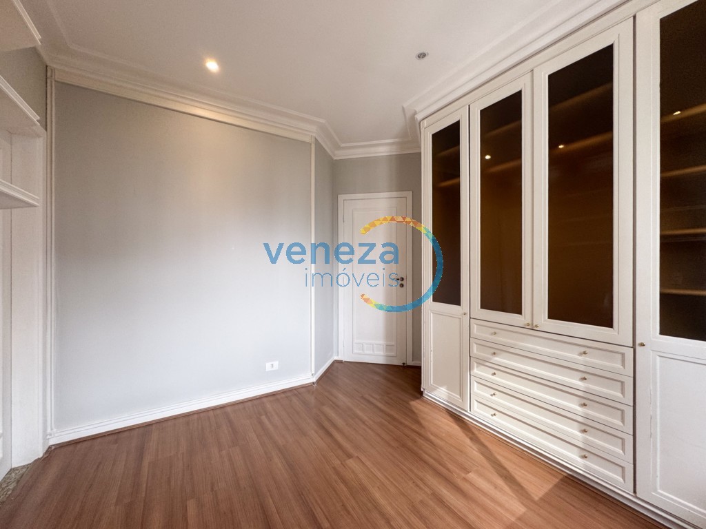 Apartamento para locação no bairro Gleba Palhano de Londrina com 225.78m<sup>2</sup> útil, 3 quartos, 2 vagas de garagem