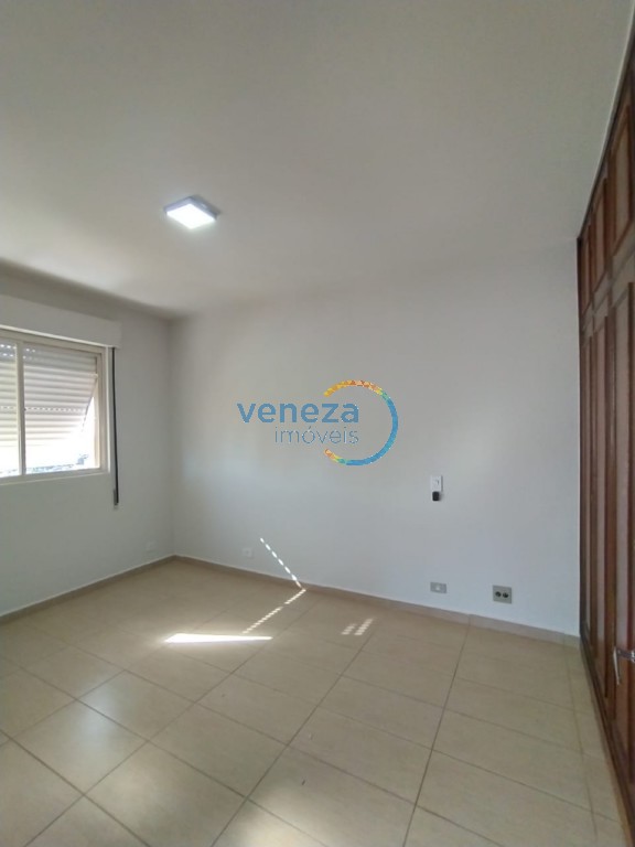 Apartamento para venda no Centro em Londrina com 121,51m² por R$ 395.000,00  - Foto 3