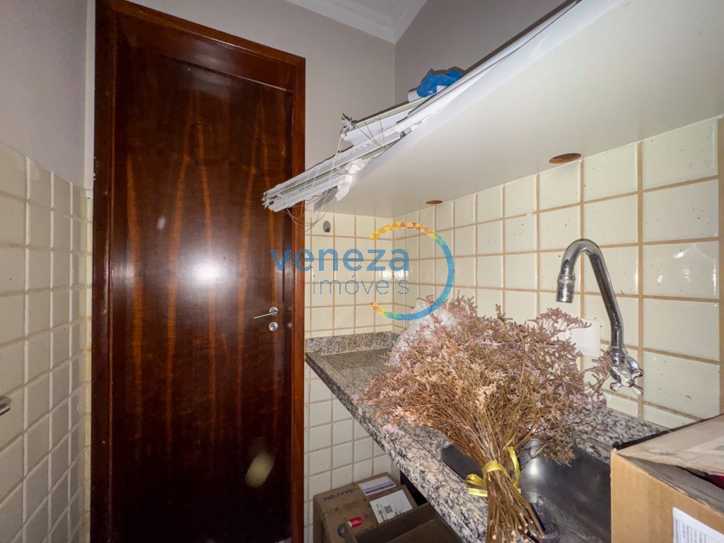 Sala para locação no bairro Centro de Londrina - Foto 8