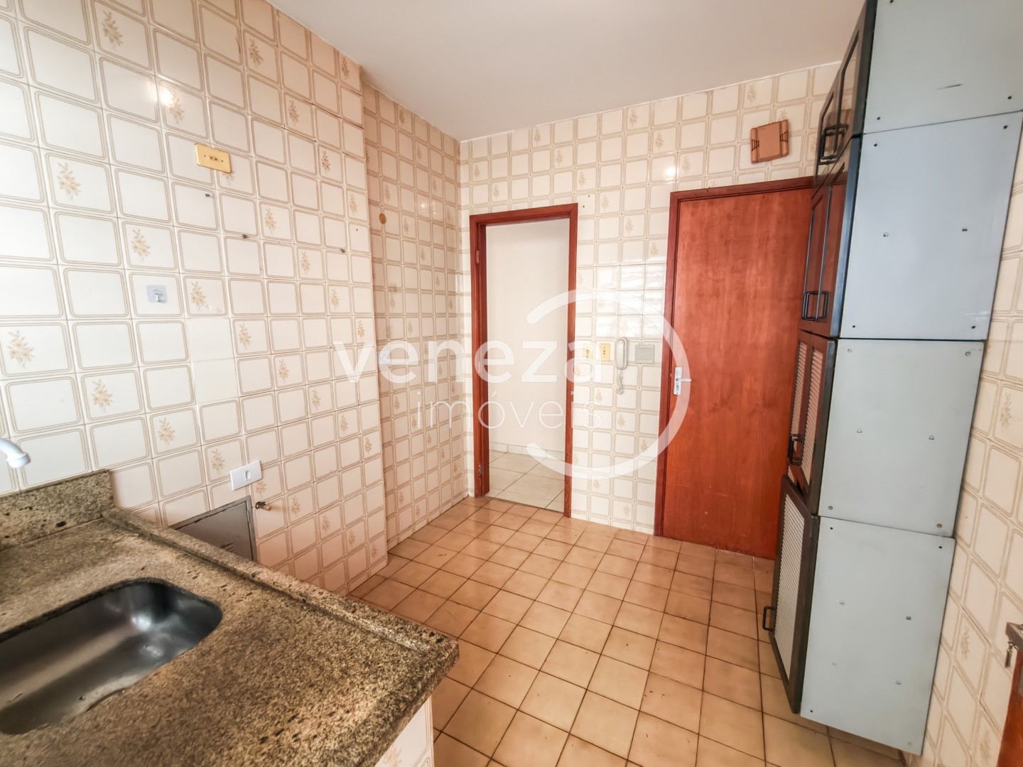 Apartamento para locação no bairro Centro de Londrina - Foto 13