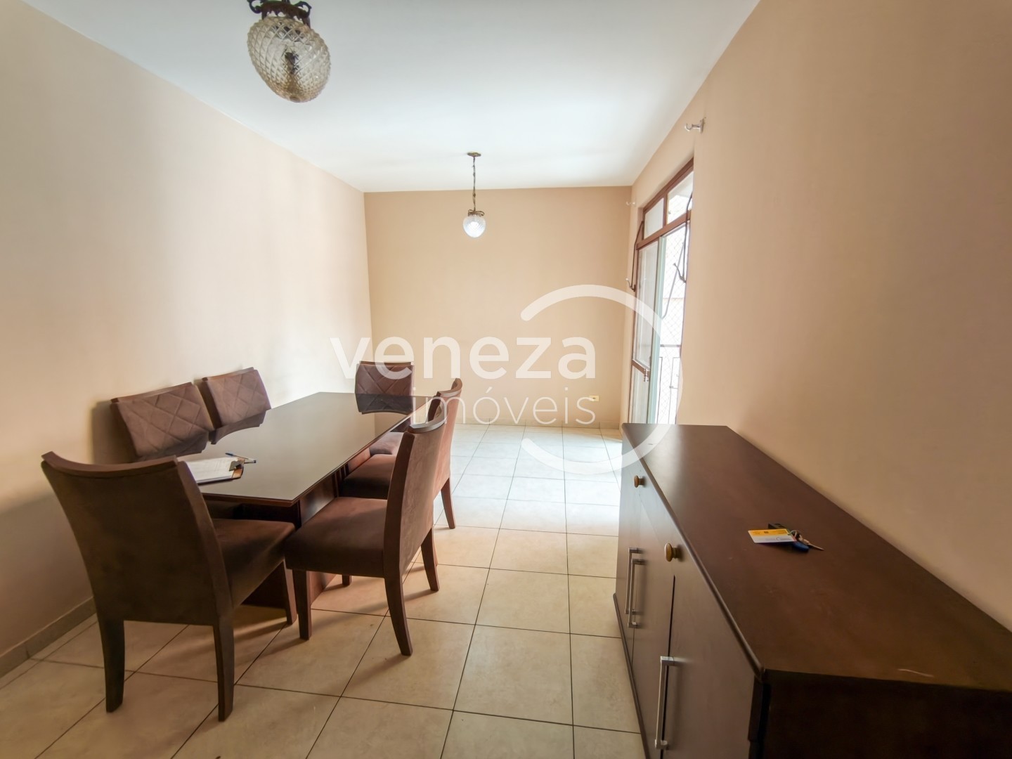 Apartamento para alugar em Centro, Londrina — Portal Chave Fácil