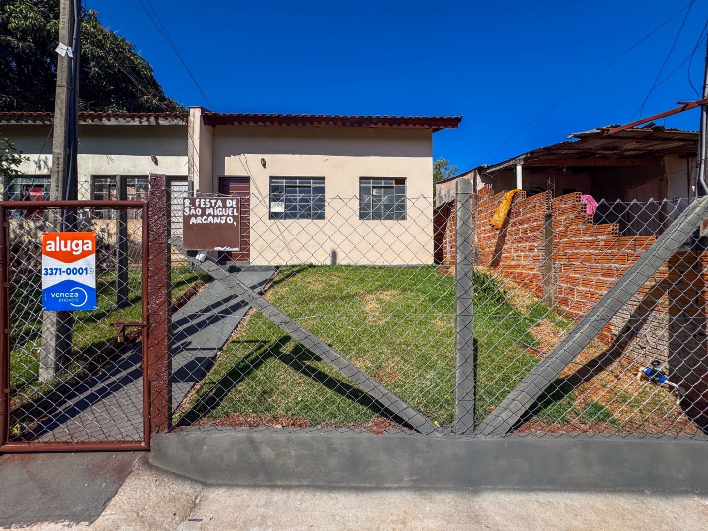 Casa Residencial para locacao no Jardim Maracana em Londrina com 32m² por R$ 700,00 - Foto 1