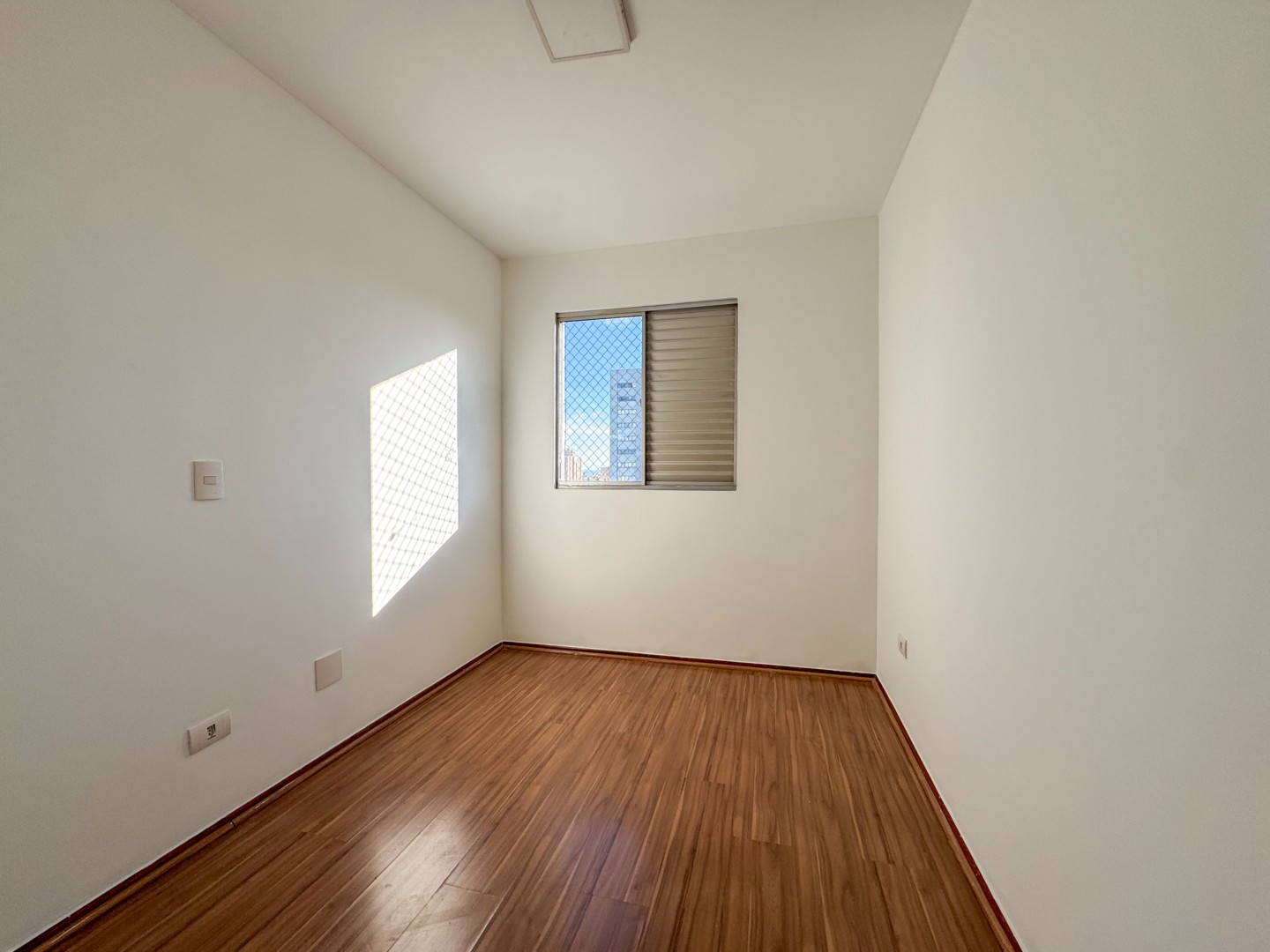 Apartamento para locação no bairro Centro de Londrina - Foto 16