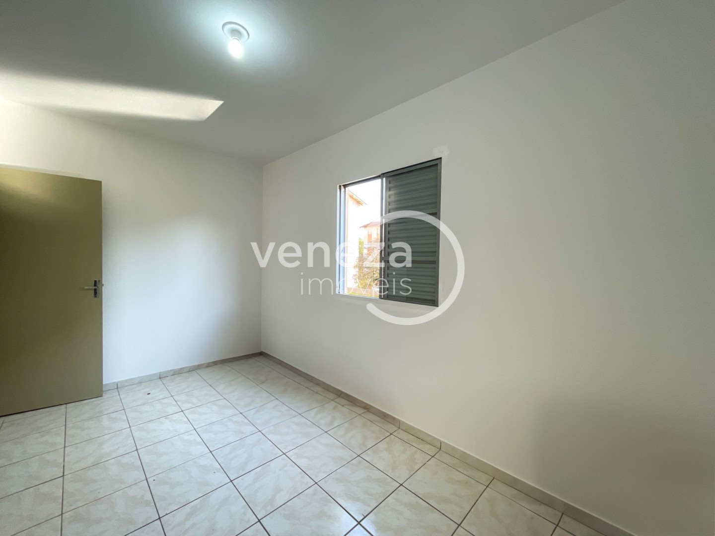 Apartamento para locação no bairro Agari de Londrina - Foto 15