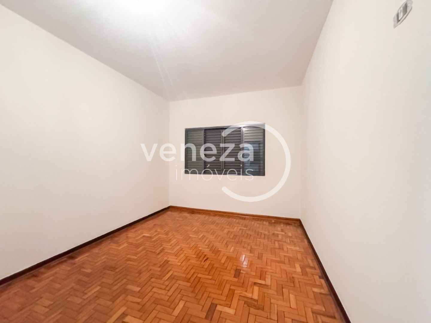 Casa Residencial para locação no bairro Centro de Londrina - Foto 6