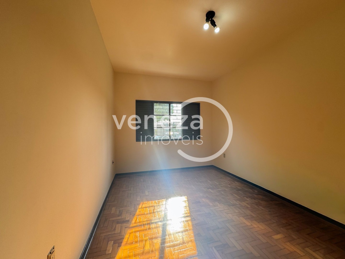Comercial para alugar em Centro, Londrina — Portal Chave Fácil
