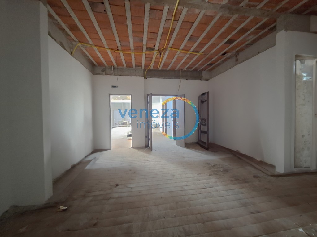 Salão-loja para locação no bairro Centro de Londrina - Foto 16