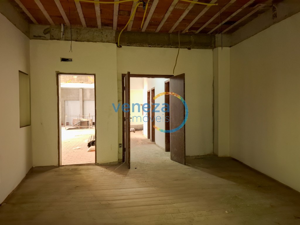 Salão-loja para locação no bairro Centro de Londrina - Foto 17