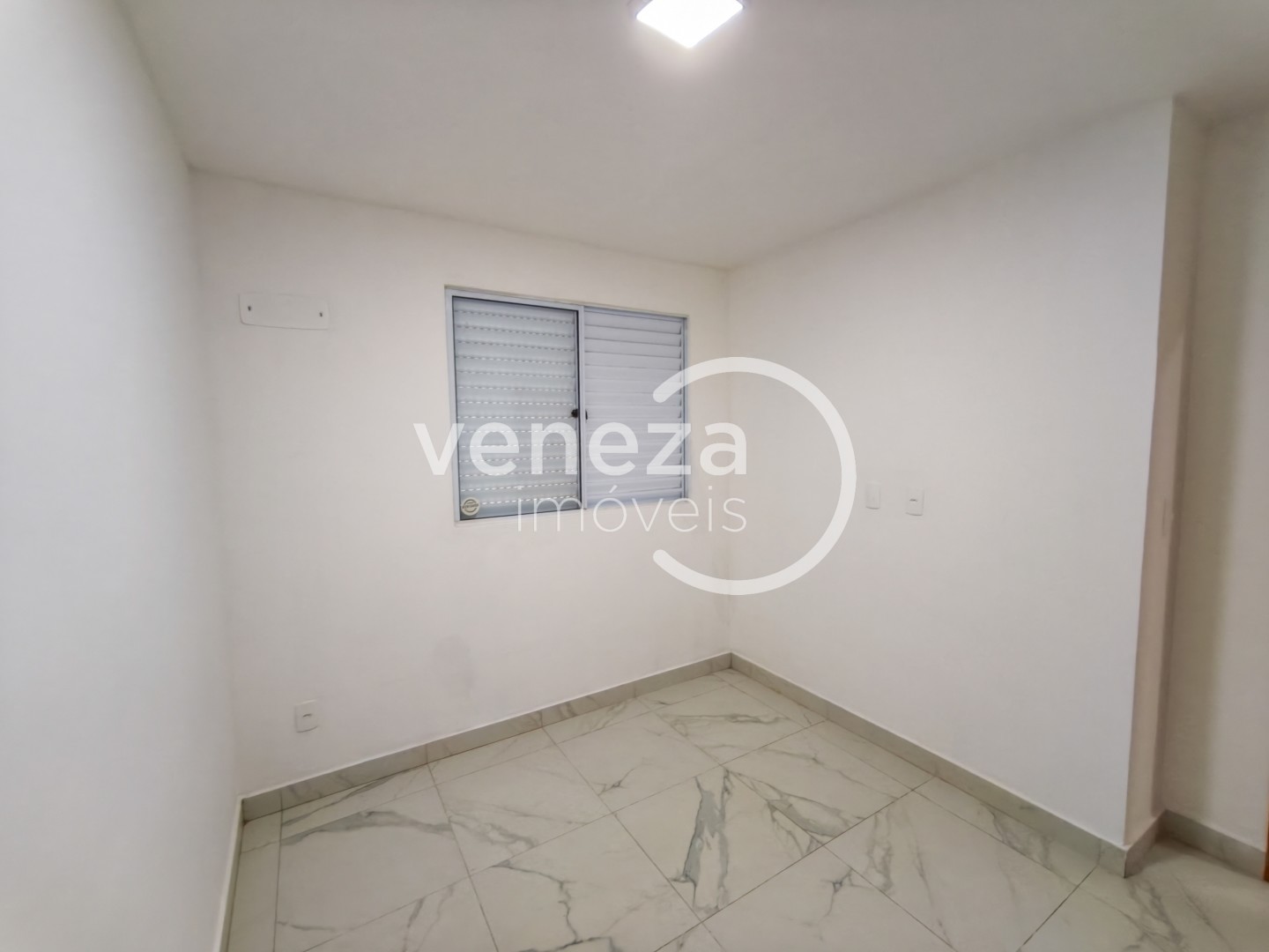 Apartamento para locação no bairro Acquaville de Londrina - Foto 5
