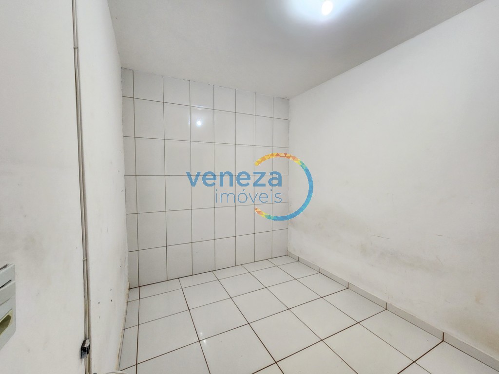 Apartamento para locacao no Piza em Londrina com 22m² por R$ 937,50