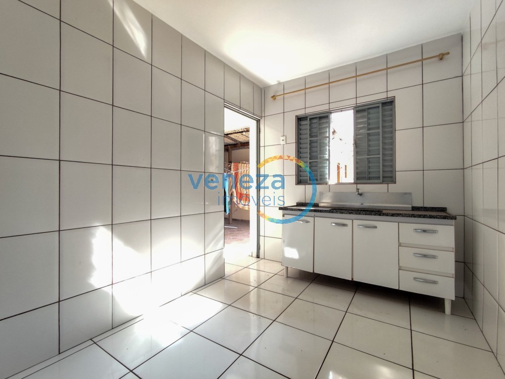 Apartamento para locação no bairro Piza de Londrina com 22m<sup>2</sup> útil, 1 quarto