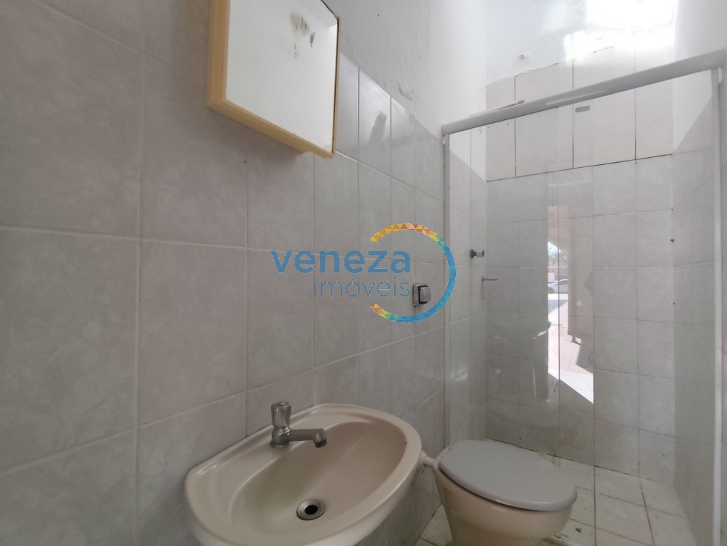 Apartamento para locação no bairro Piza de Londrina com 22m<sup>2</sup> útil, 1 quarto