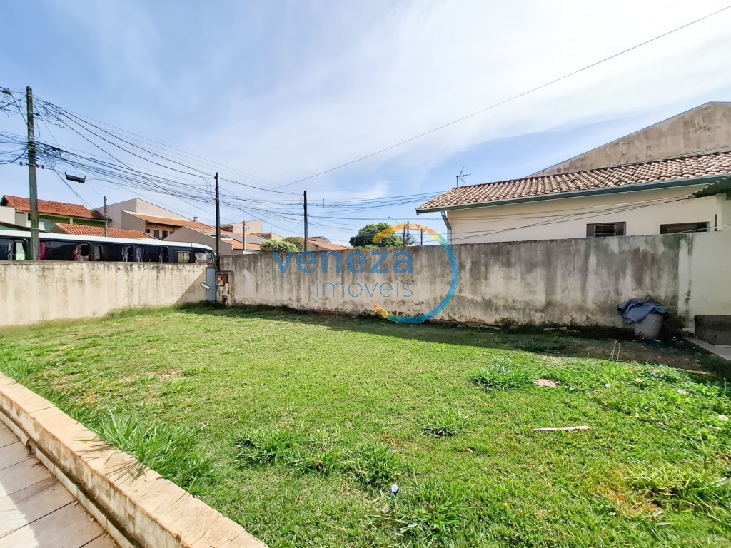Casa Residencial para locação no bairro Piza de Londrina com 22m<sup>2</sup> útil, 1 quarto, 1 vaga de garagem