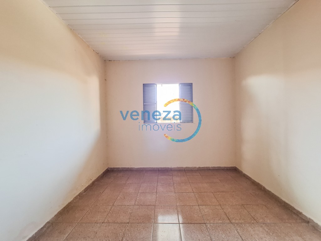 Casa Residencial para locação no bairro Piza de Londrina com 22m<sup>2</sup> útil, 1 quarto, 1 vaga de garagem
