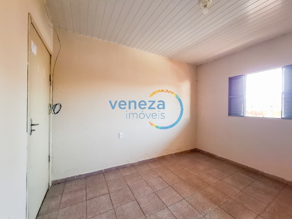 Casa Residencial para locação no bairro Piza de Londrina com 22m<sup>2</sup> útil, 1 quarto, 1 vaga de garagem