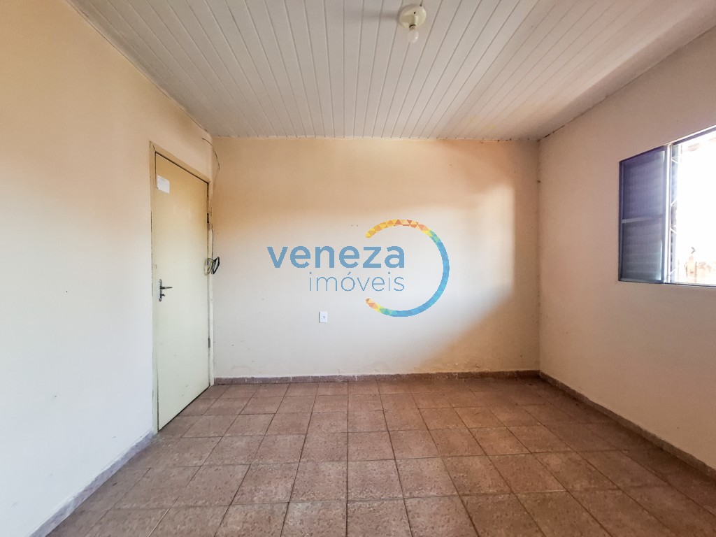 Casa Residencial para locação no bairro Piza de Londrina com 22m<sup>2</sup> útil, 1 quarto, 1 vaga de garagem