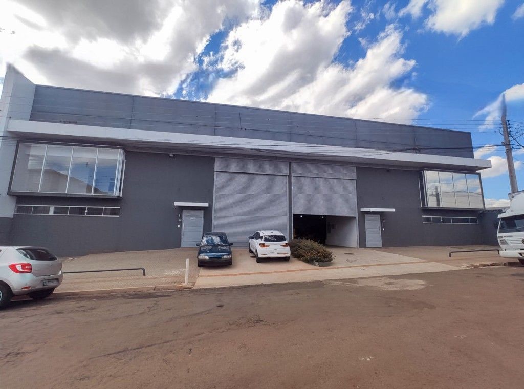 Barracão para locacao no Estancia Ibirapuera em Londrina com 1.100m² por R$ 20.000,00 - Foto 1