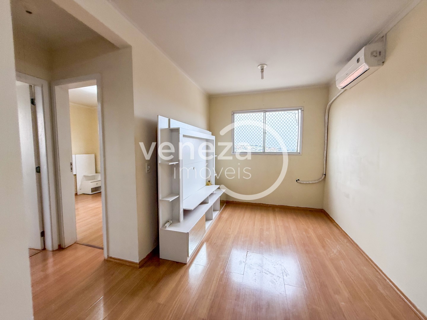 Apartamento para locacao no Conjunto Residencial Marajoara em Londrina com 76m² por R$ 1.100
