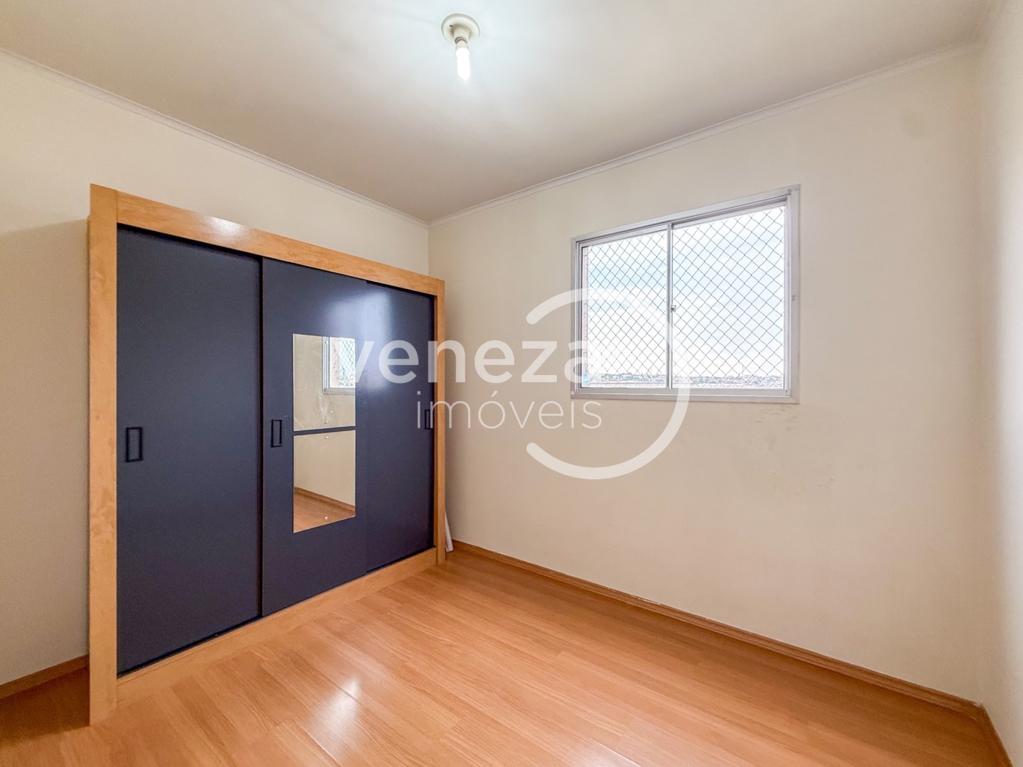Apartamento para locação no bairro Conjunto Residencial Marajoara de Londrina - Foto 5