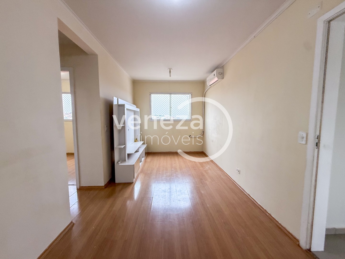 Apartamento para locacao no Conjunto Residencial Marajoara em Londrina com 76m² por R$ 1.100