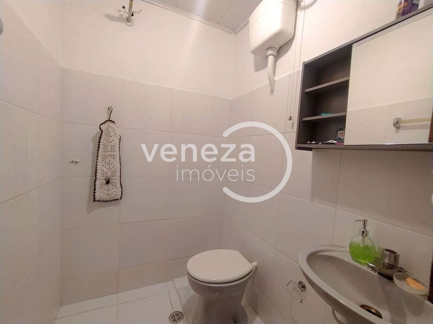Casa Residencial para locação no bairro Milton Gavetti de Londrina - Foto 8