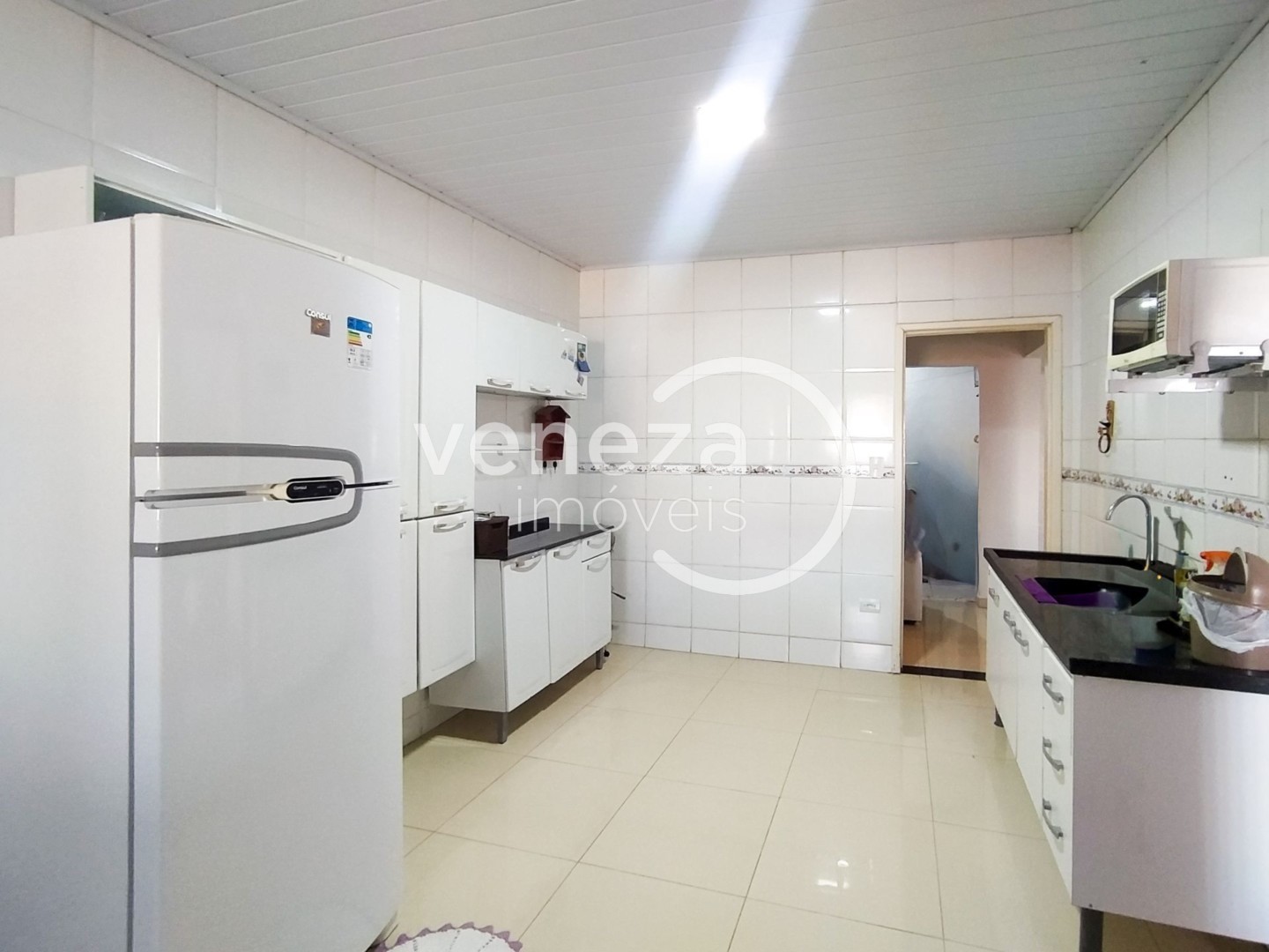 Casa Residencial para locação no bairro Milton Gavetti de Londrina - Foto 12