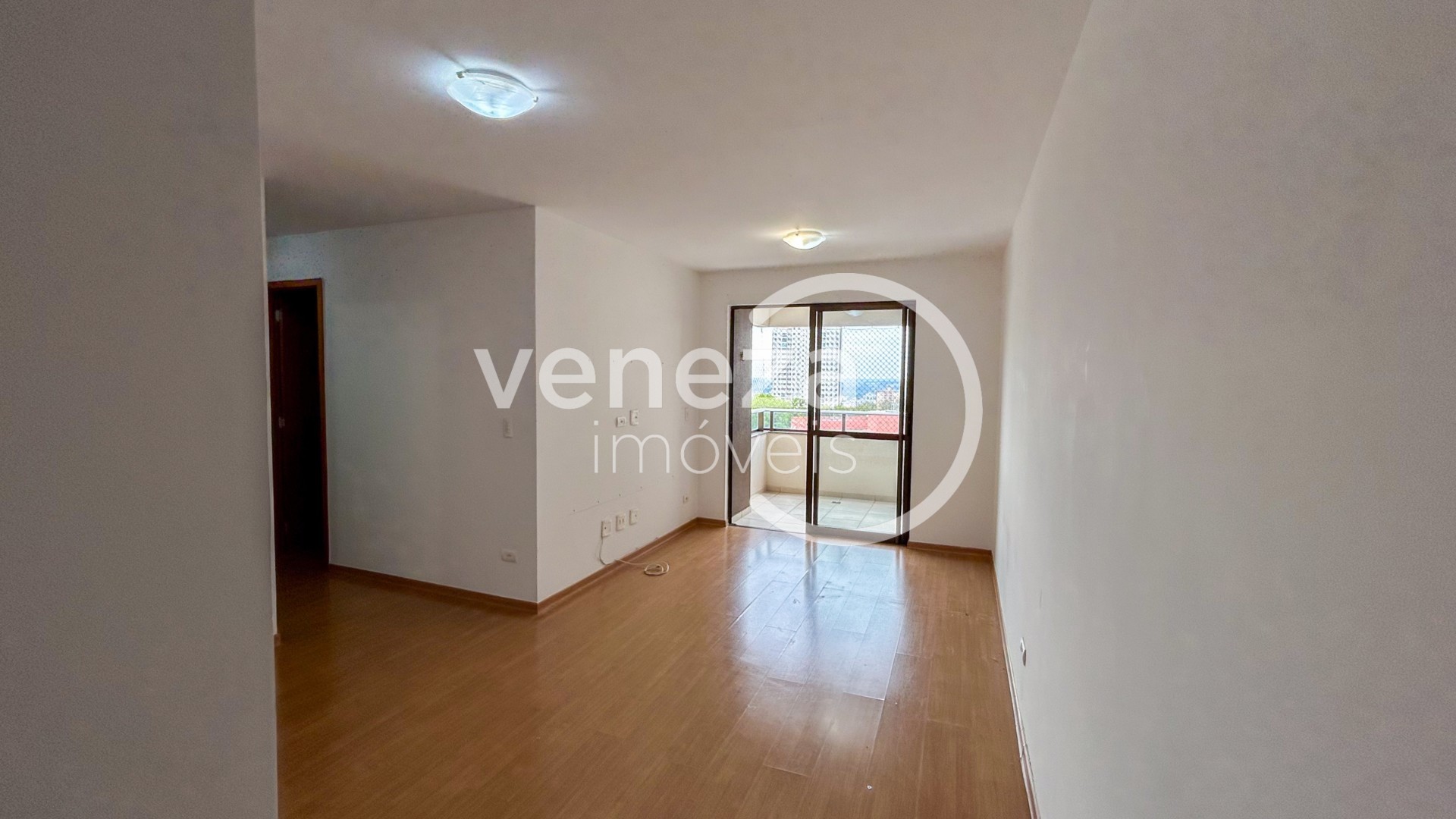 Apartamento para locacao no Centro em Londrina com 115,39m² por R$ 2.650  - Foto 3